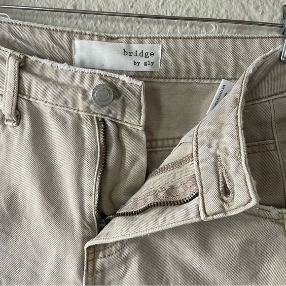 Bridge by GLY Mom Cuffed Shorts Womens 24 Tan High Rise Distressed Seamed Fringe - Picture 8 of 15